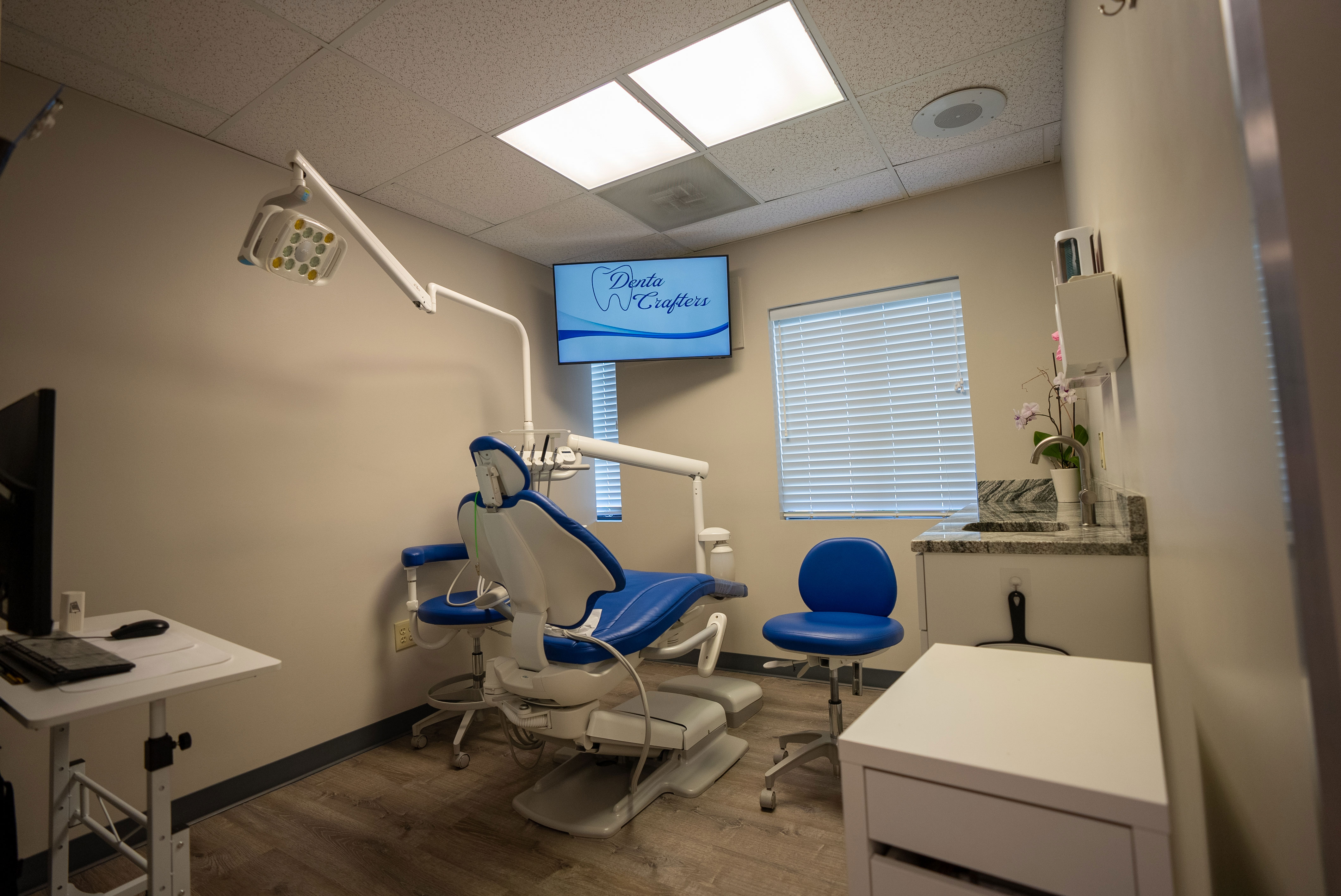 SmilesCrafters | Veneers, Digital Impressions and Oral Exams