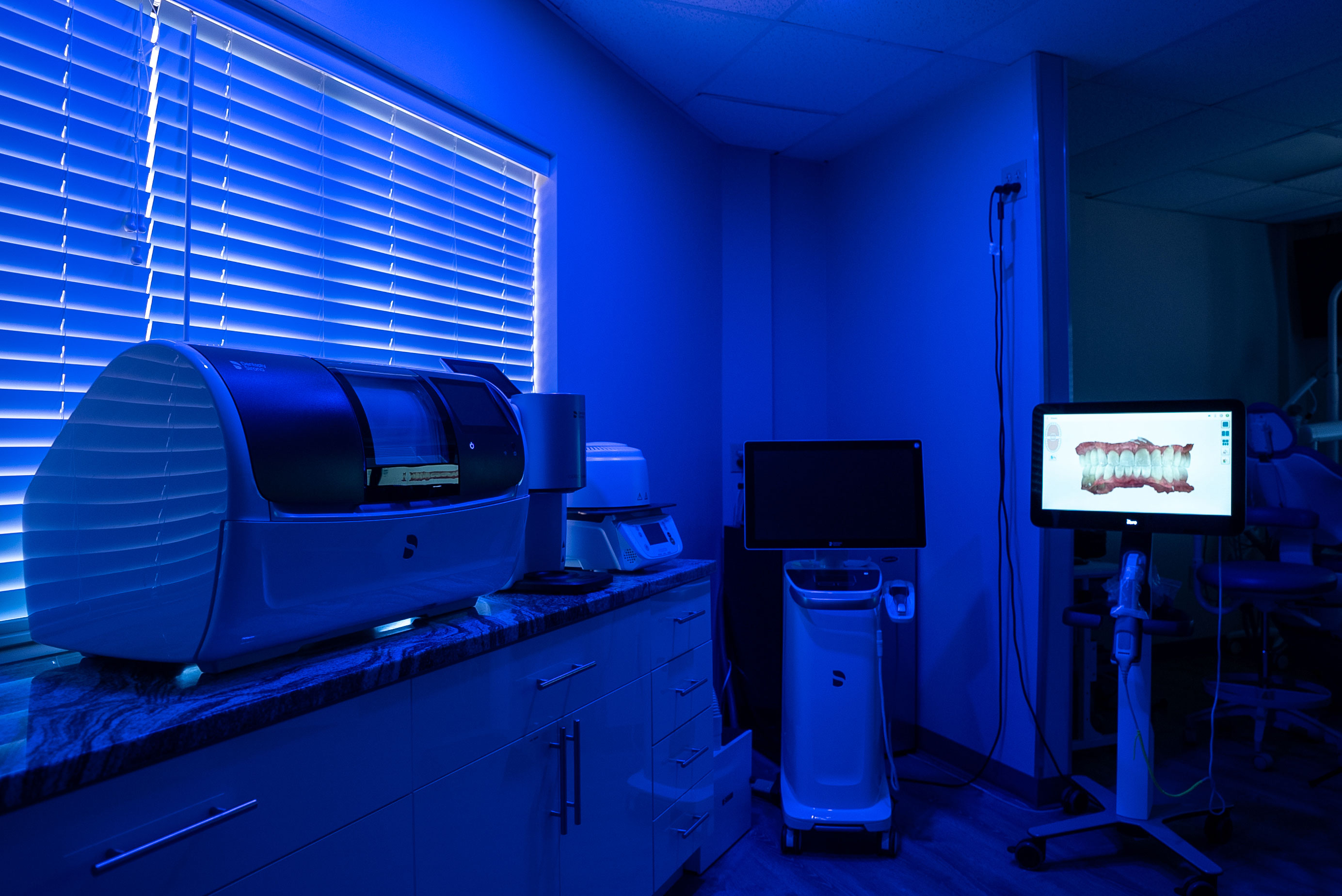 SmilesCrafters | Oral Exams, Implant Restorations and Sedation Dentistry